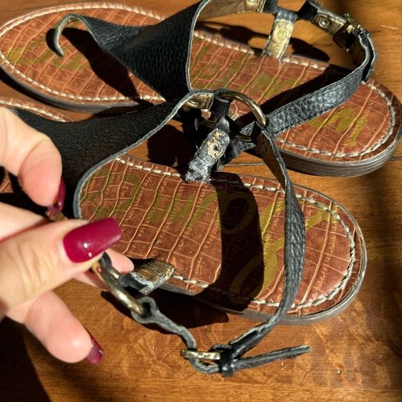 Sam Edelman Greta Thong Sandals - Picture 3 of 6